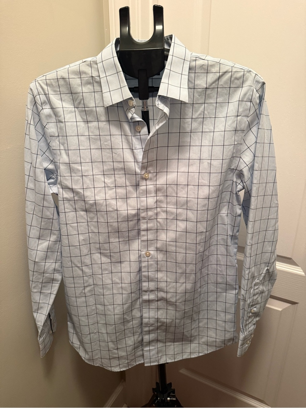 Men's Light Blue Banana Republic Windowpane Dress Shirt - Classic Button-Down